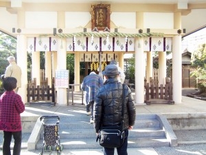 厳島神社へ初詣-01