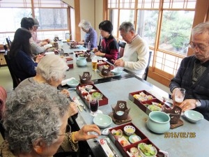 昼食会-01